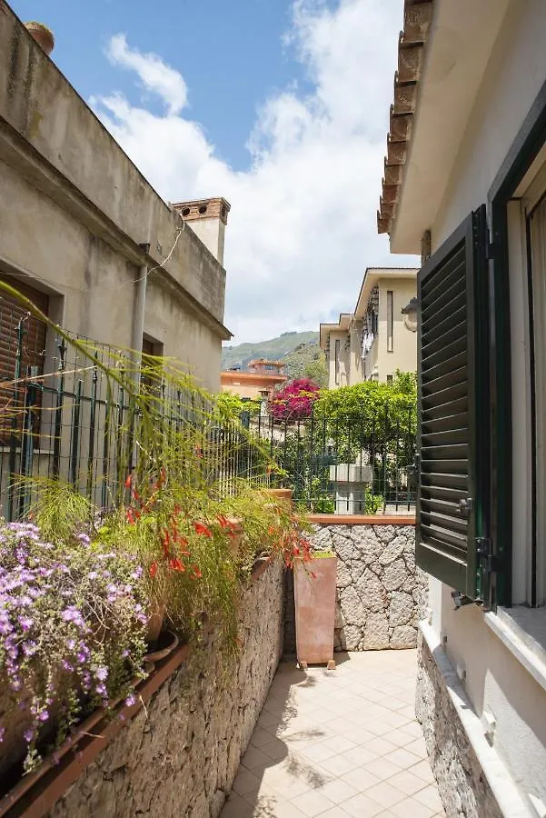 Casa Limoncello Villa Taormina Italy